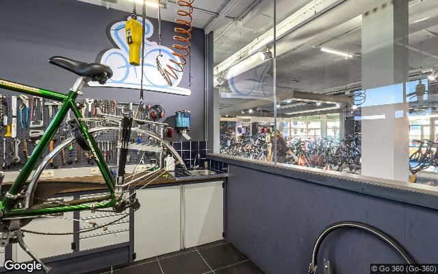 Street View Frederik van Eedenplein 4