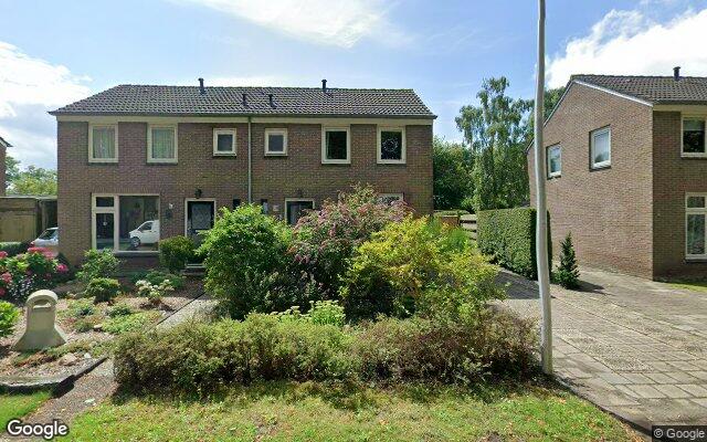 Street View Middenlaan 6