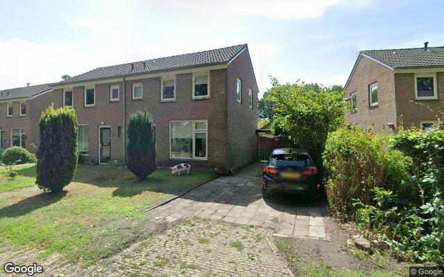 Street View Middenlaan 12