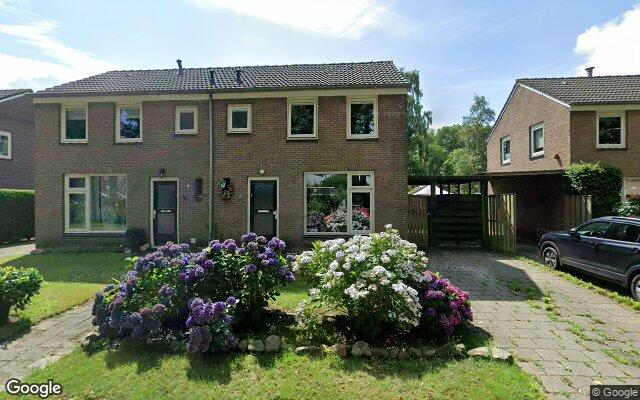 Street View Middenlaan 8