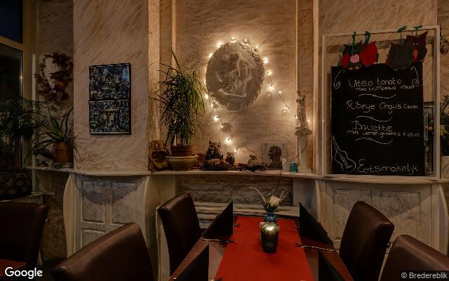 Street View Het Dorpsplein 25