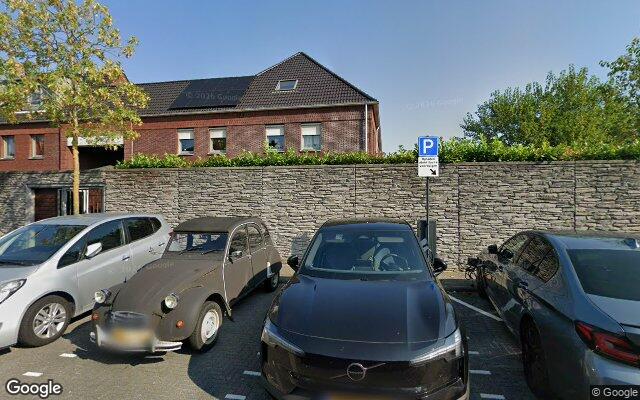 Street View Woensdrechthof 52