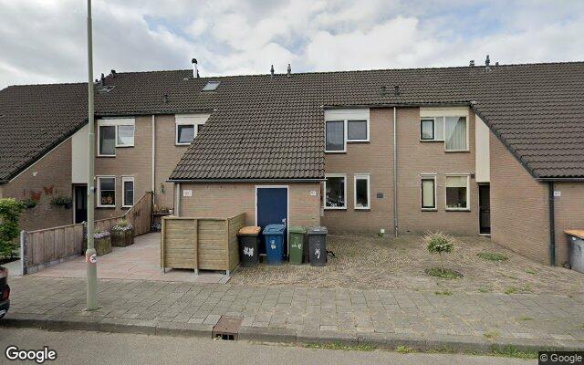 Street View Papiermakerserf 68