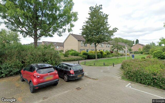 Street View Papiermakerserf 71