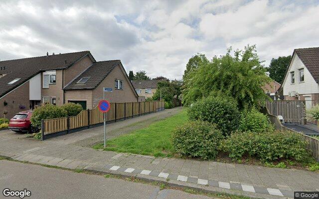 Street View Papiermakerserf 78