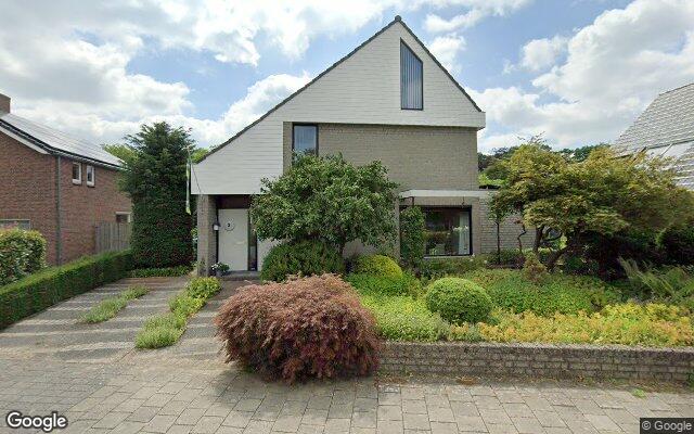 Street View Koninginnelaan 3