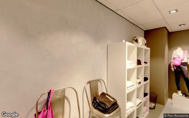 Street View Stationsstraat 111