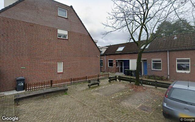 Street View Kamelenspoor 402