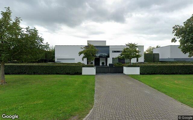 Street View Larense Laan 4