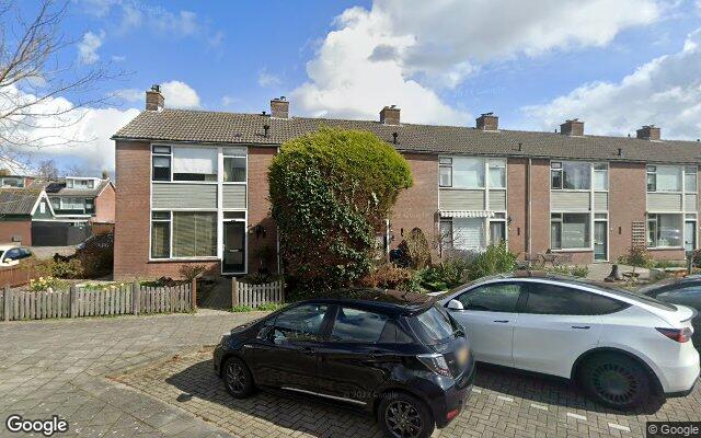 Street View Esdoornstraat 3