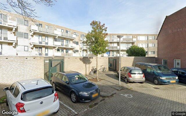 Street View Varnasingel 506