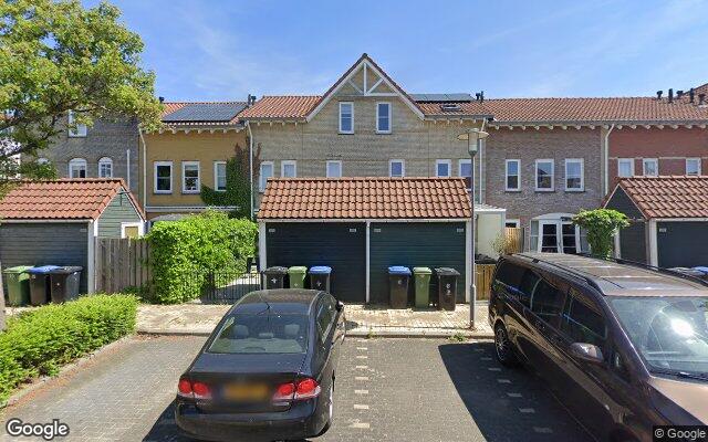 Street View Middensluis 23