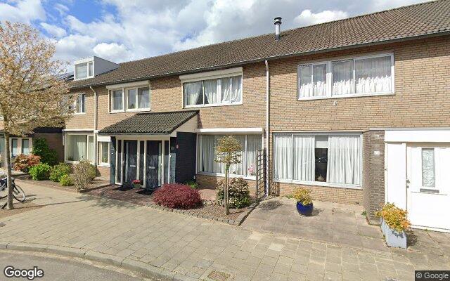 Street View De Pellenwever 27