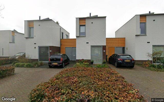 Street View Van der Sandenstraat 2