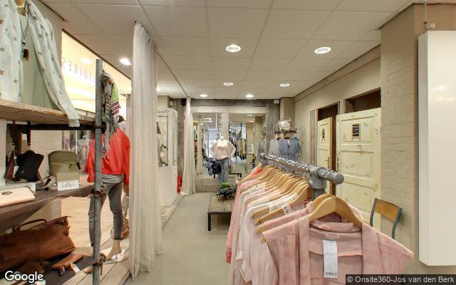 Street View Dorpsstraat 11