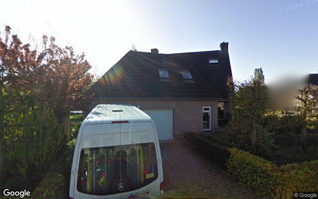 Street View Den Hof 16