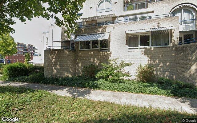 Street View Pastoor Spieringsstraat 42